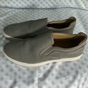 Ugg Men’s slip on gray canvas top sneakers size 15.